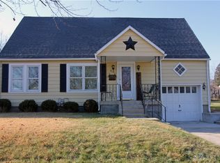 414 Summit Ave, Troy, OH 45373