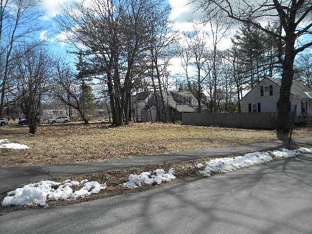 2nd image of 178C lot is by to 223 Pearl, Bangor Road NE
