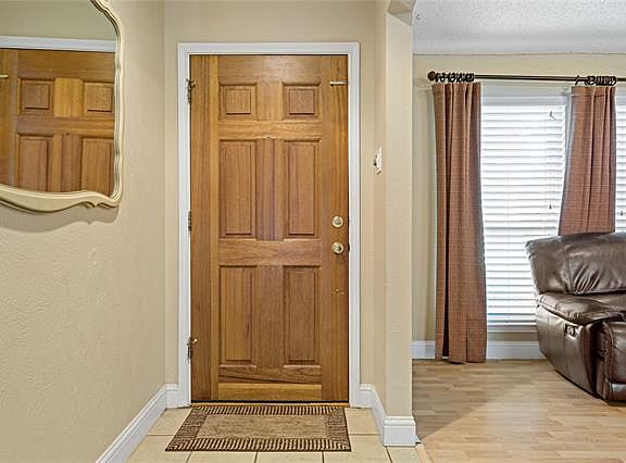 5th image of 514 Claymore Dr