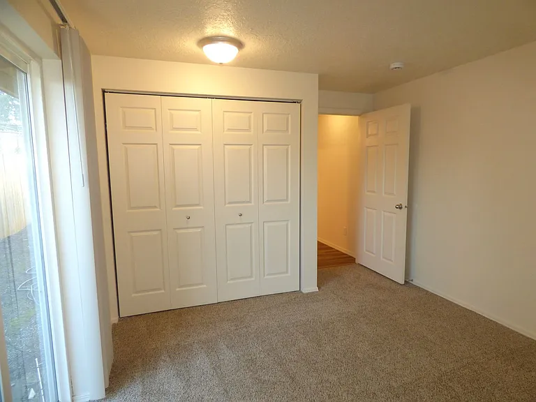 3974 Liberty Rd S — Photo 20