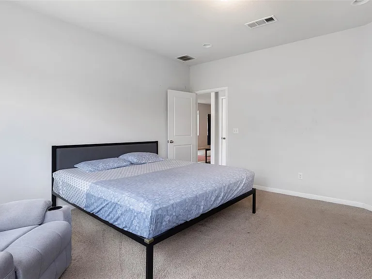 420 Winding Hollow Ln — Photo 21
