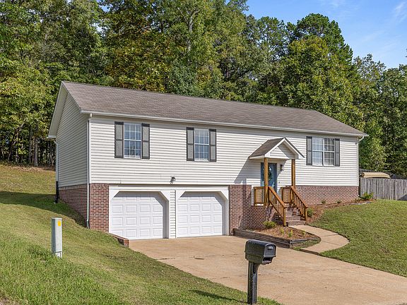 2nd image of 13411 Emerald Creek Cir