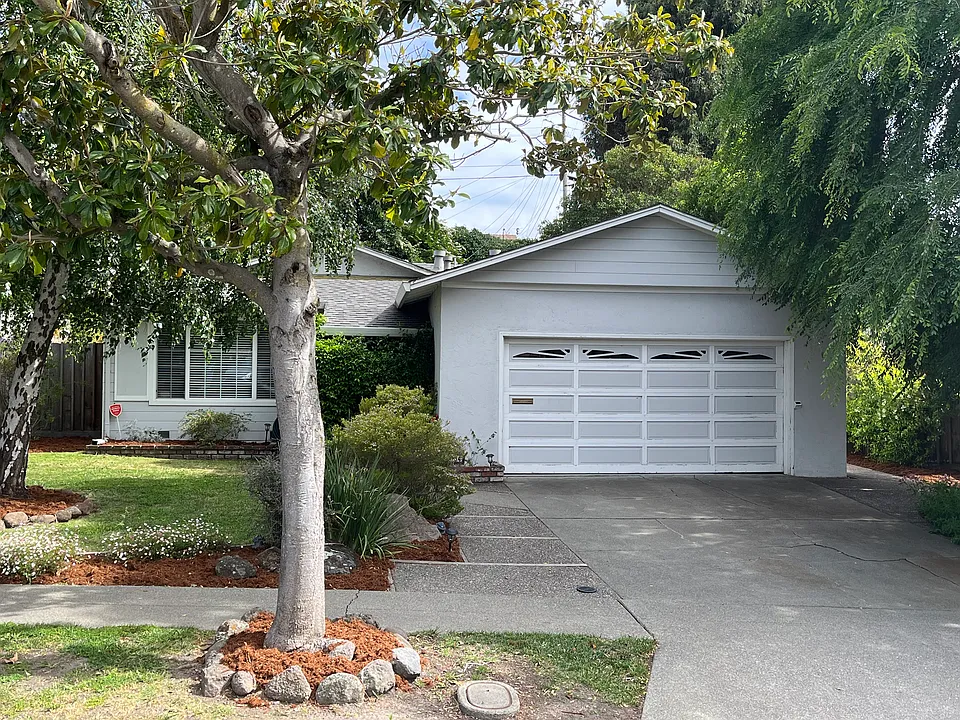 3334 Morningside Dr