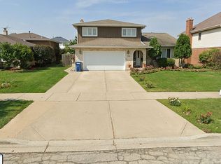 9106 S Oketo Ave, Bridgeview, IL 60455