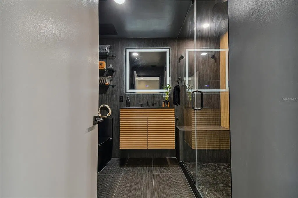 2 bed, 1.5 bath, 1544 sqft, $3,300 — Photo 4