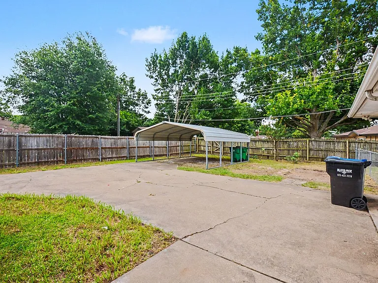 3407 Tipps Dr — Photo 29