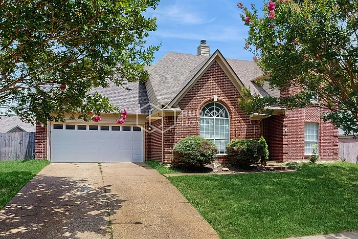 4 bed, 3.0 bath, 2699 sqft, $2,575 — Photo 3