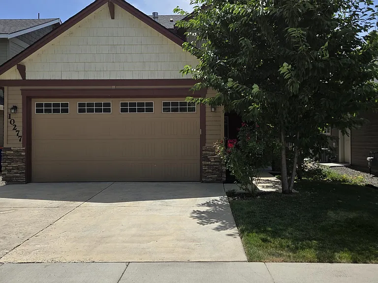 10277 W Breckfield St — Photo 1