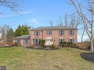 41 Lawrencia Dr, Lawrence Township, NJ 08648