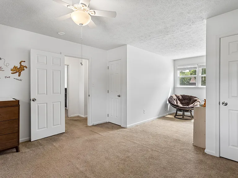 160 Fairmont Dr — Photo 30