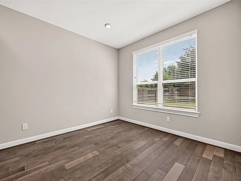 11611 Arbirlot Dr — Photo 22
