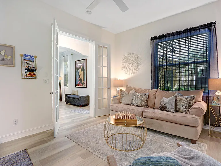 2847 Tiburon Blvd E #101-1 — Photo 28