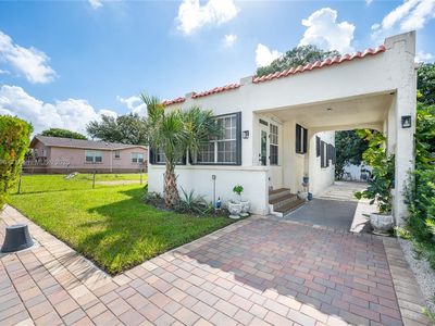 1844 NW 47th St, Miami, FL, 33142