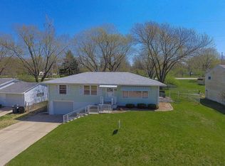 3312 N Christine Dr, Decatur, IL 62526