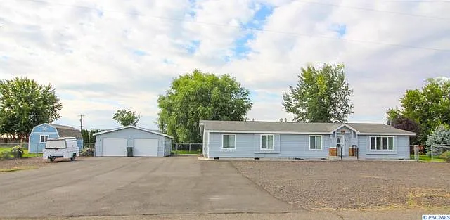 3612 Melody Ln photo 1