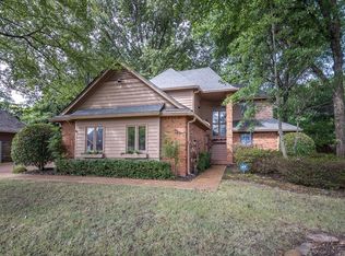 7755 Hunters Run Dr, Germantown, TN 38138