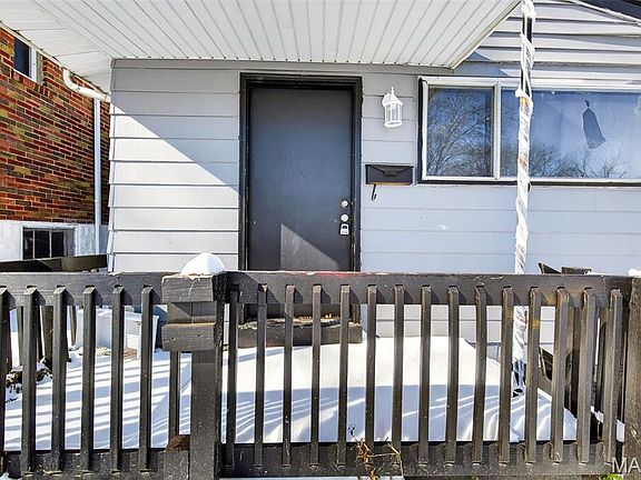 3rd image of 4211 Ravenwood Ave