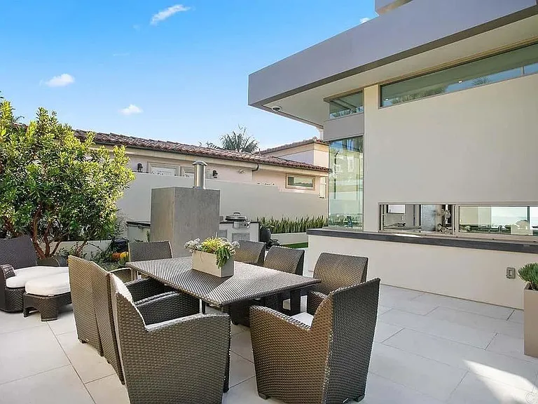 6436 Camino De La Costa — Photo 41