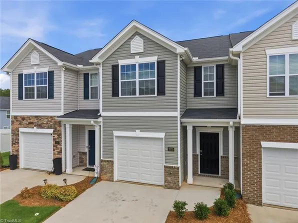2005 Frost Dr, Haw River, NC 27258
