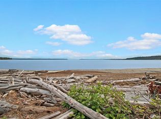 782 Livingston Bay Shore Dr, Camano Island, WA 98282