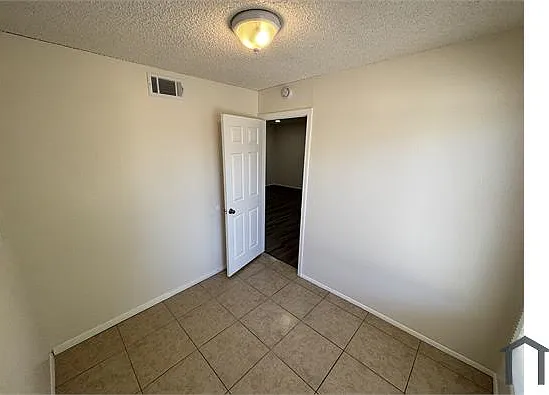 2883 Wheelwright Dr #6 — Photo 14