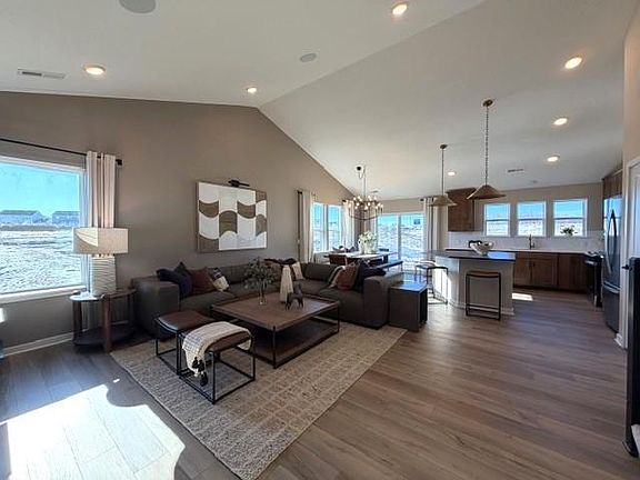 2nd image of 1782 Tamarack Rd