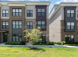 7371 Old Airfield Ln, Falls Church, VA 22042
