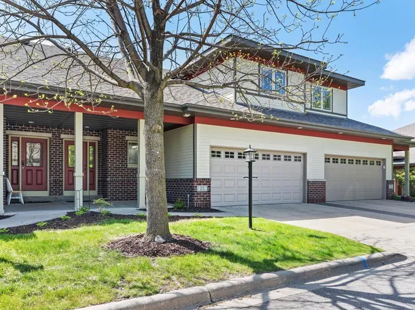 25 Windswept Way, Fitchburg, WI 53719