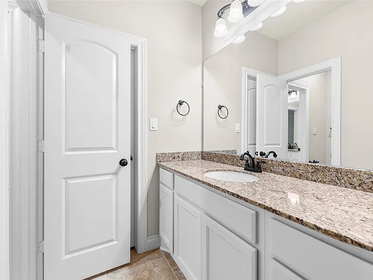 2822 Juniper Pines Ln — Photo 35