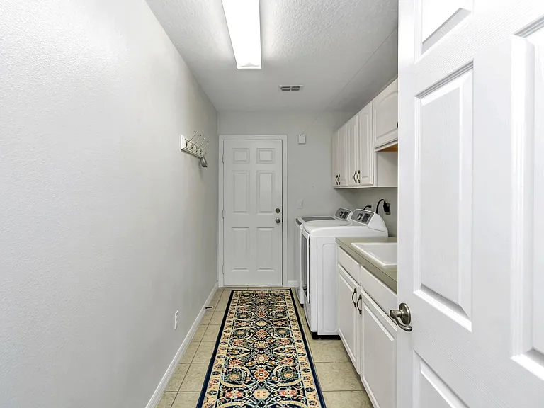 4576 NW 82nd Ct — Photo 17