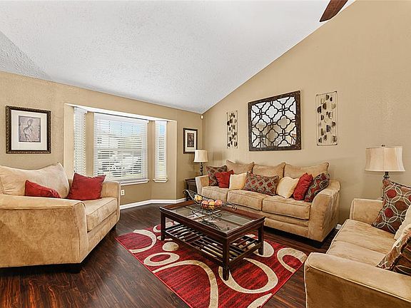 5th image of 1803 Cliffdale Dr
