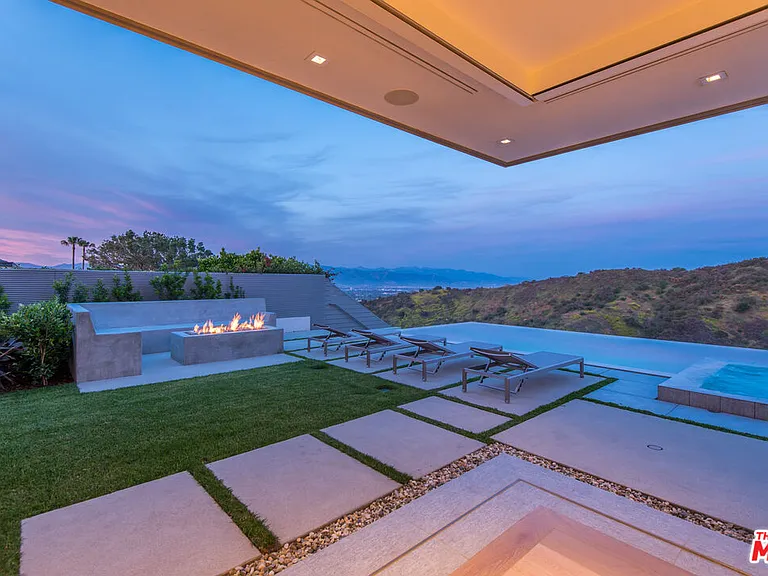 3642 Beverly Ridge Dr — Photo 7