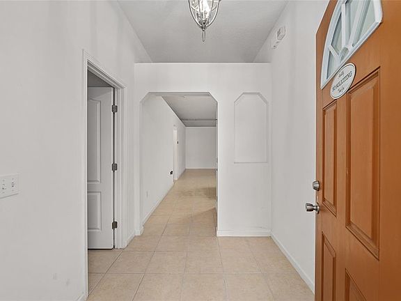 3rd image of 4939 NW 81ST AVENUE