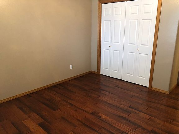 5th image of 477 Mesa Dr