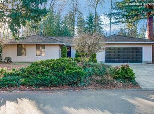 17451 SW Rivendell Dr, Durham, OR 97224