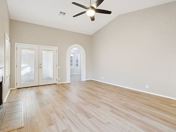 5th image of 11075 N 111th Pl