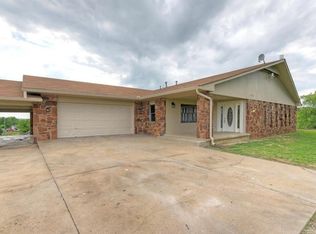 11973 E 405 Rd, Claremore, OK 74017