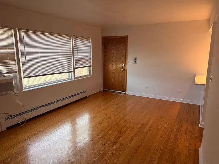 2316 N Harlem Ave #3E — Photo 4