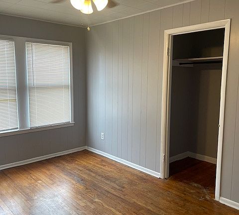 5th image of 239 Lyric St