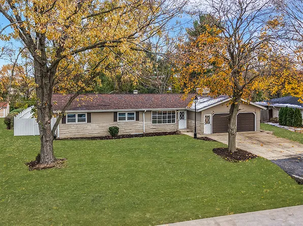 2815 Sheffield Dr, New Lenox, IL 60451