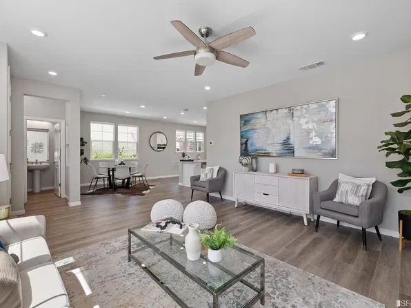 2645 Admiral Cir, Hayward, CA 94545
