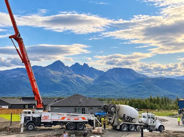 2583 S Scenery Cir, Wasilla, AK 99654