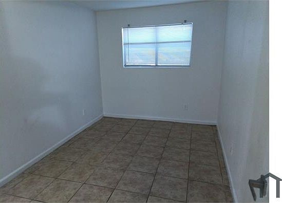 3rd image of 18202 N Cave Creek Rd APT 116