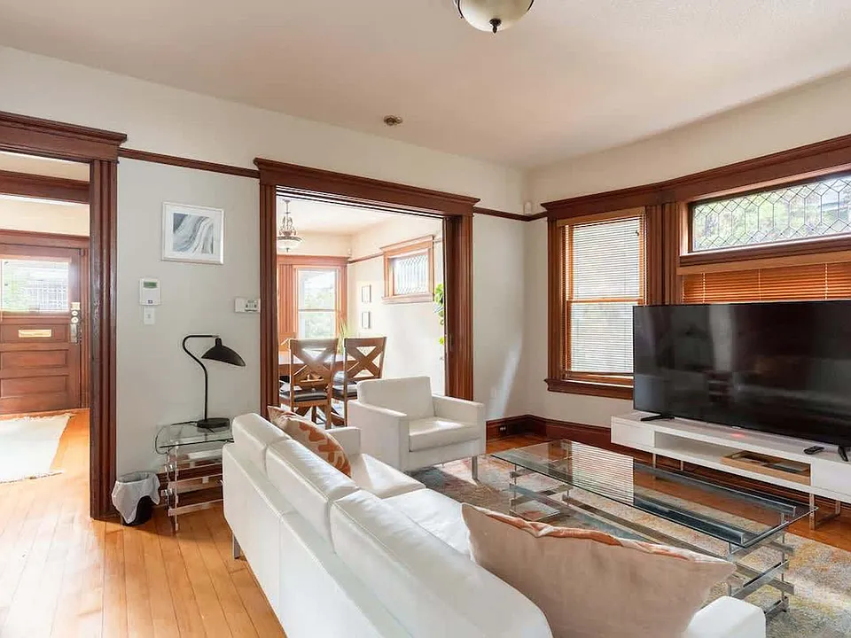 26 NE 11th Ave #ID1612035P
