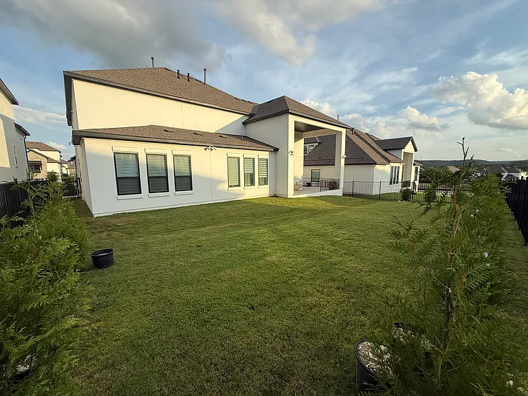 5033 Carsoli Ln — Photo 27