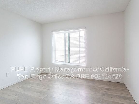 4th image of 4383 Kansas St APT 6