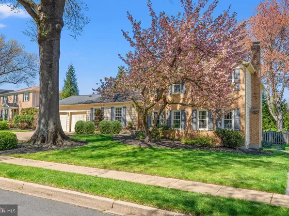 6212 Nethercombe Ct, Mc Lean, VA 22101