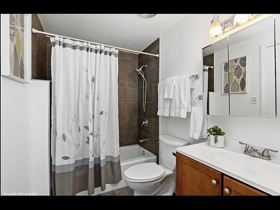 5th image of 2091 Danbury Pl