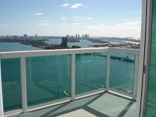 2nd image of 1800 N Bayshore Dr APT 3903