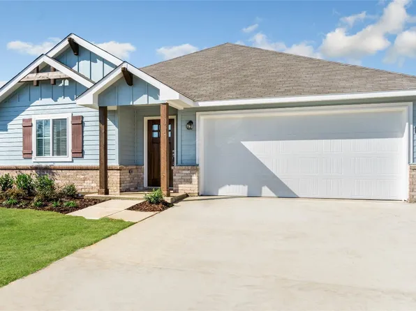 105 Olivia St, Hillsboro, TX 76645